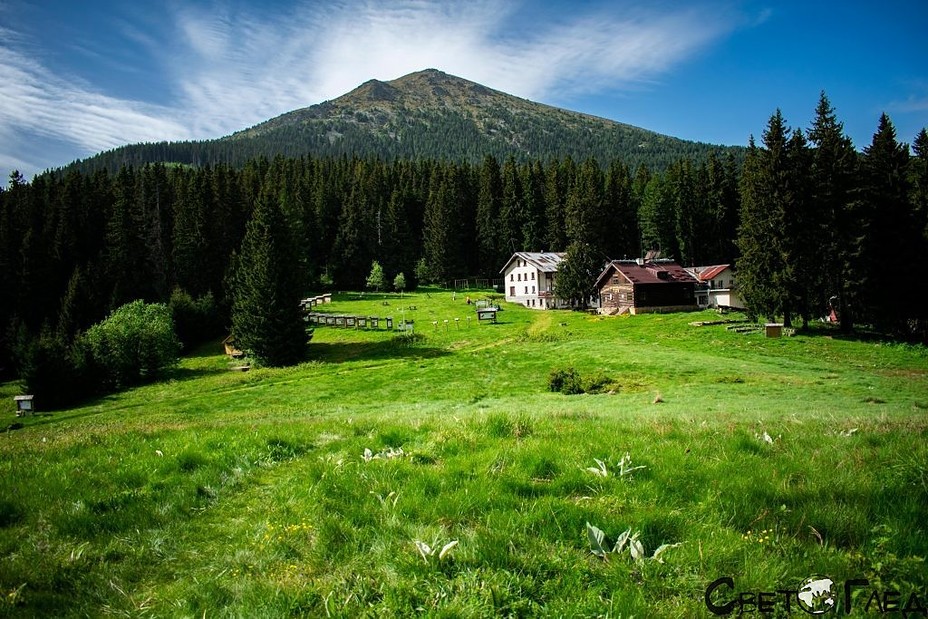 Vezhen Peak and Hut Vezhen