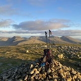 Pillar summit