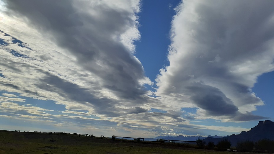 Angel clouds, Sentinel