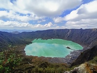 Chichón (Chichonal) volcano crater, El Chichón photo