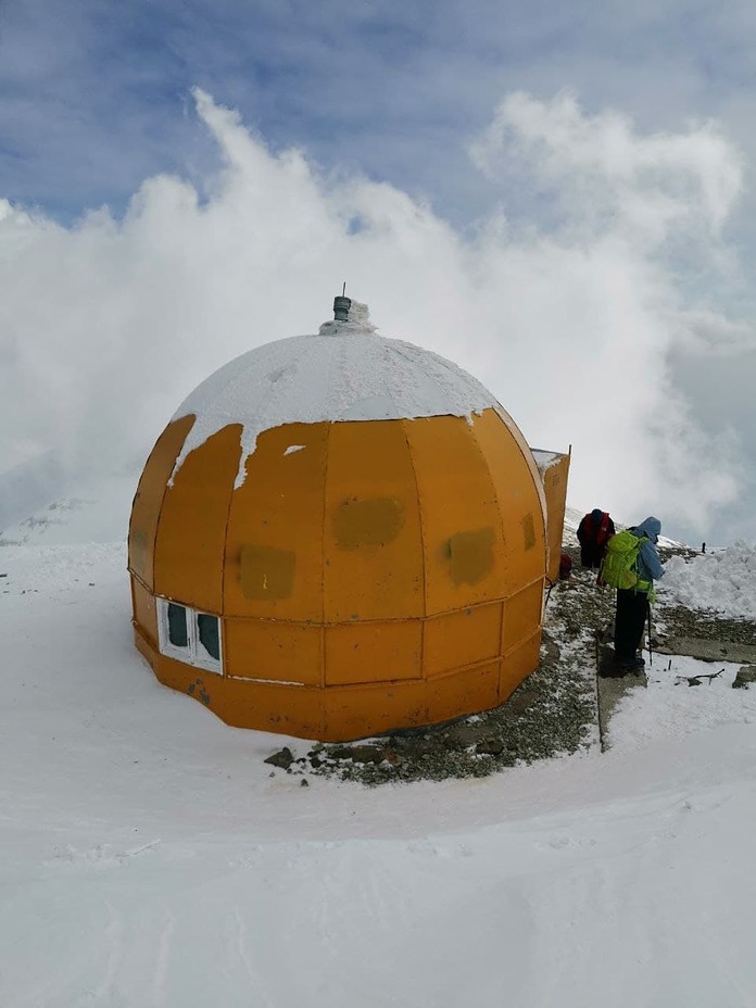 tochal summit