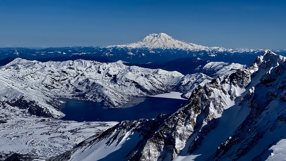 Spring Ski Mountaineering - Mount Saint Helens
