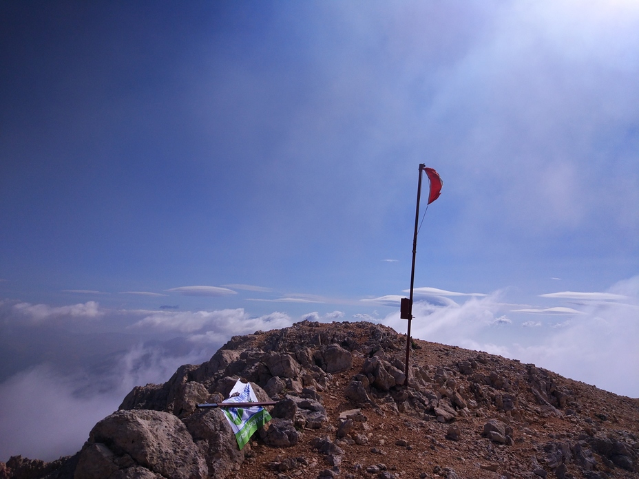 Kizilsivsi Peak, Kizlarsivrisi