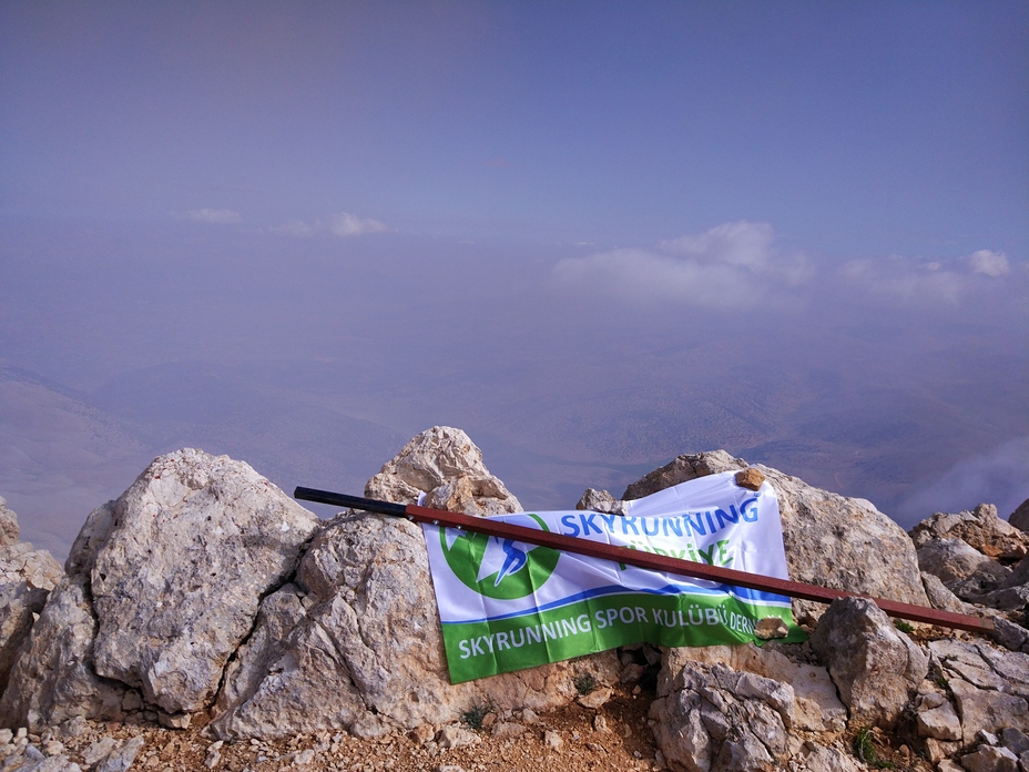 Skyrunning Sports Club® to the peak of Kızlarsivrisi, Kizlarsivrisi