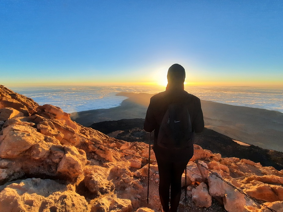 Sunrise from Teide, El Tiede Tenerife