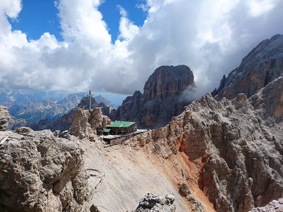 Cristallo group, with Lorenzi hut, Italy, Monte Cristallo