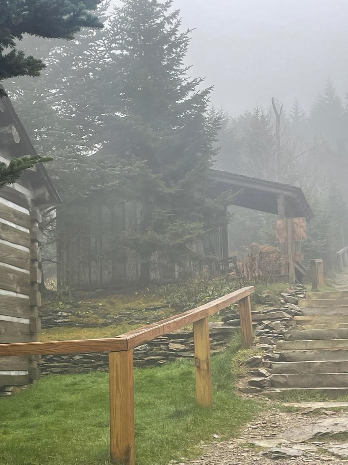 Mt Leconte Lodge, Mount LeConte