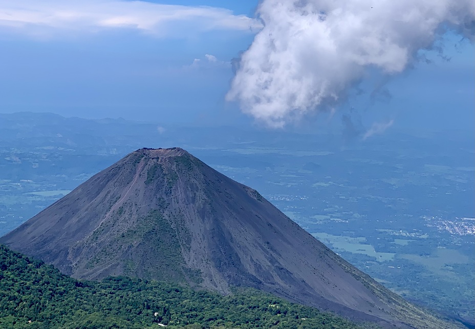 Izalco volcano, El Salvador, Izalco (volcano)
