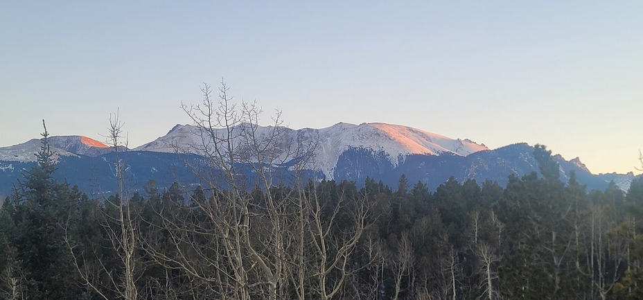 Pikes Peak sundown