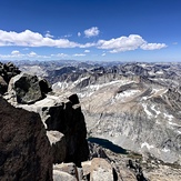 Summit view looking west to sequoia NP, Middle Palisade