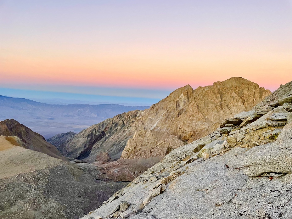 Sunset plumage with a Williamson backdrop, Mount Williamson