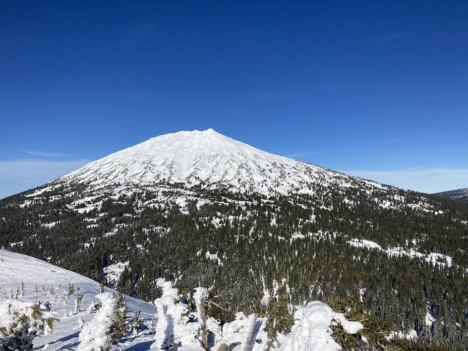 Bachelor from Khwol, South Sister Volcano