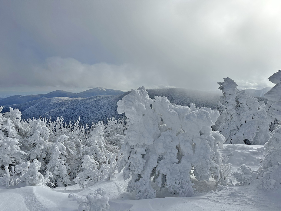 Winter Wonderland on Cascade Mountain