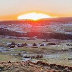 Big sunrise roseberry, Roseberry Topping