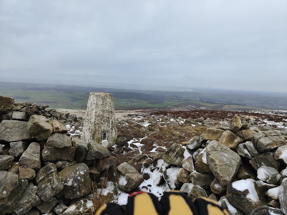 Clougha pike 413m