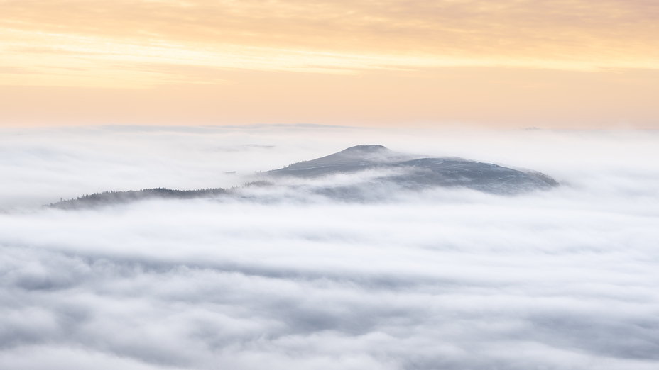 Win Hill through the clouds