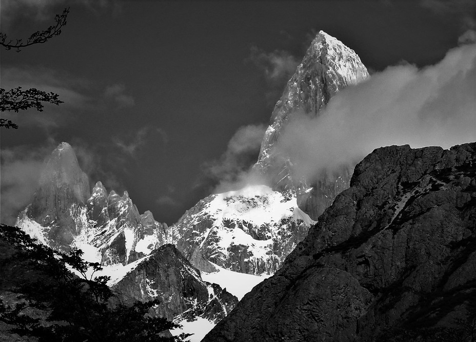 Fitz Roy and Poansenot, Cerro Fitzroy