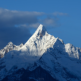 Mainsum Peak, Kawagebo or Kawagarbo (卡瓦格博)