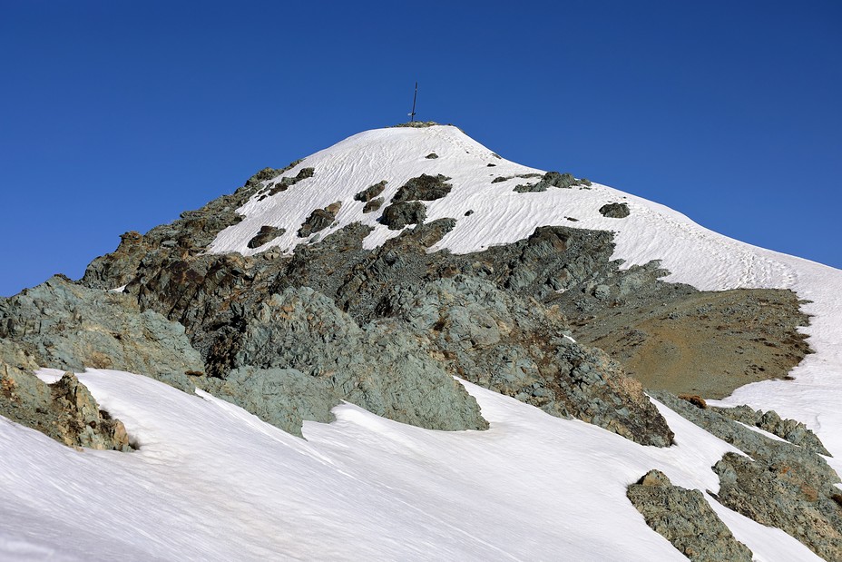 The peak, +3050m, Doshakh