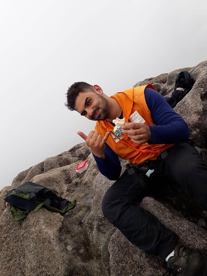 Lunch time on top, Pico das Agulhas Negras