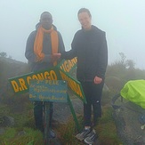 Cherry and Allan, Mount Sabyinyo