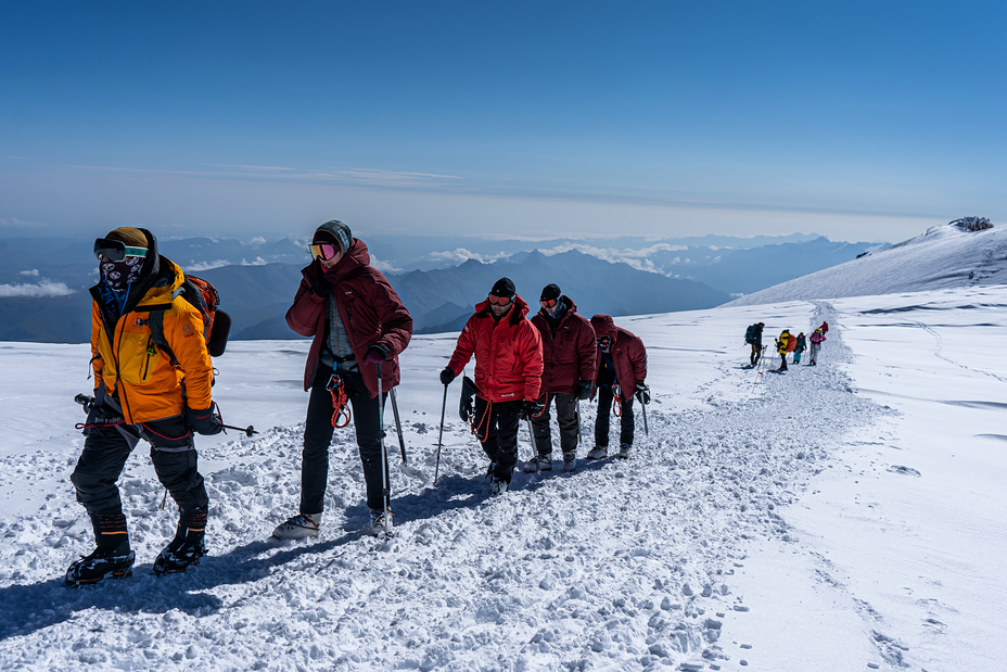 Заключительная тропа перед вершиной, Mount Elbrus