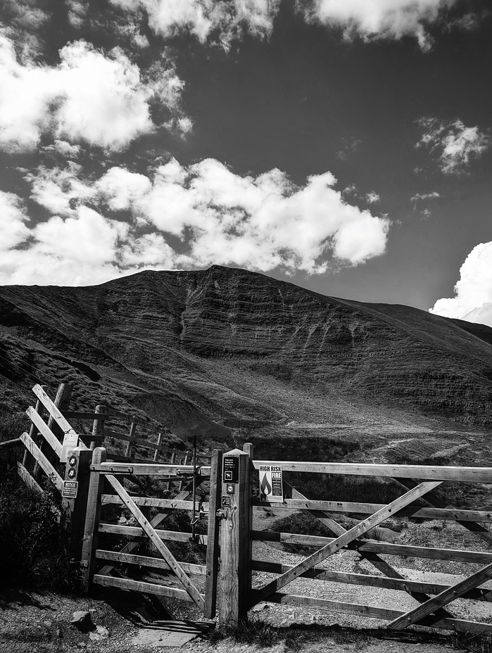 Majestic, Mam Tor