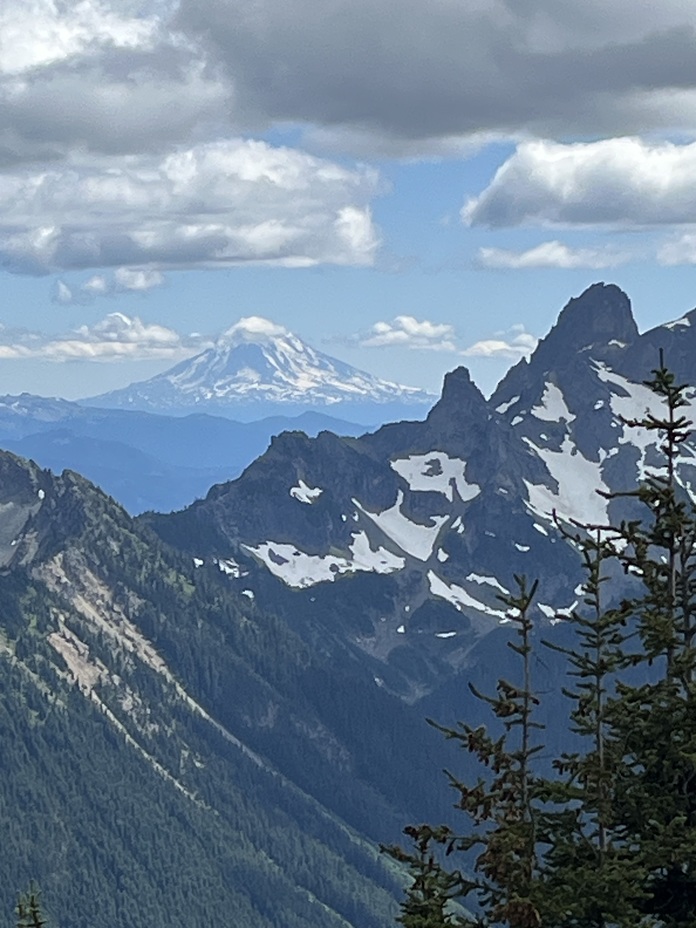 Mt Adams, Mount Rainier