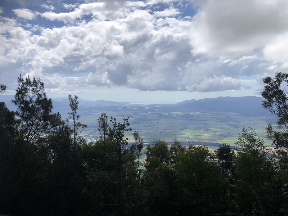 Walsh’s pyramid, Walsh's Peak