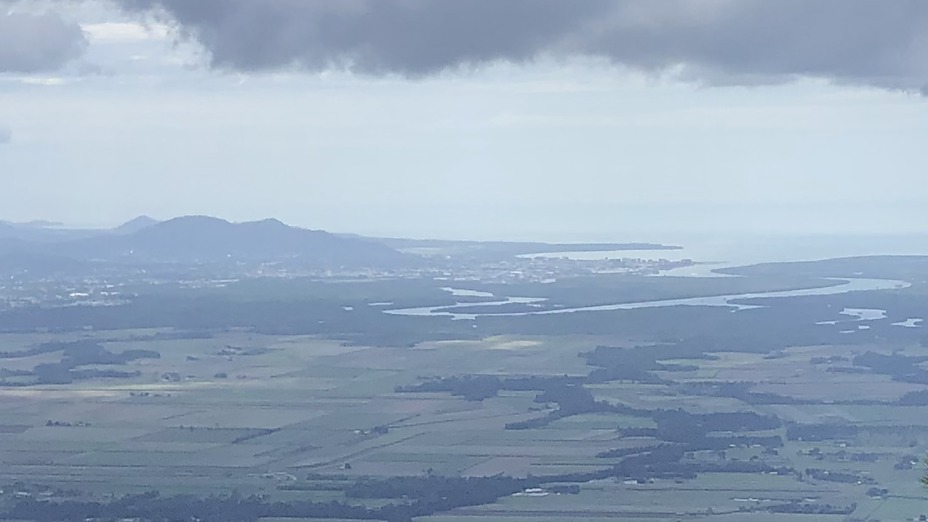 Walsh’s pyramid, Walsh's Peak