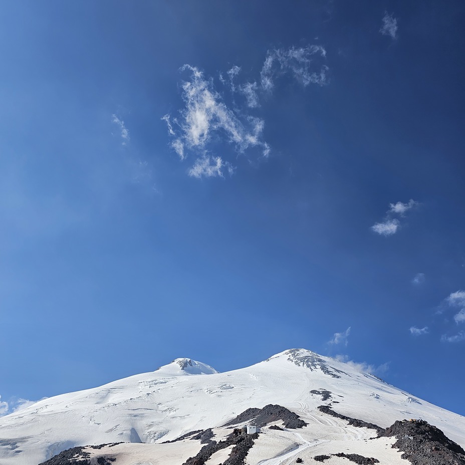 Mount Elbrus, Skaly Pastukhova, 4700m