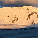 Khuiten peak