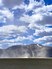 Southeast face of Tse’tse’ede (Steens) mountain, Steens Mountain photo