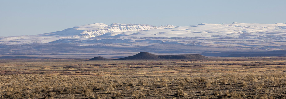 Northwest face of Tse’tse’ede (Steens) mountain, Steens Mountain