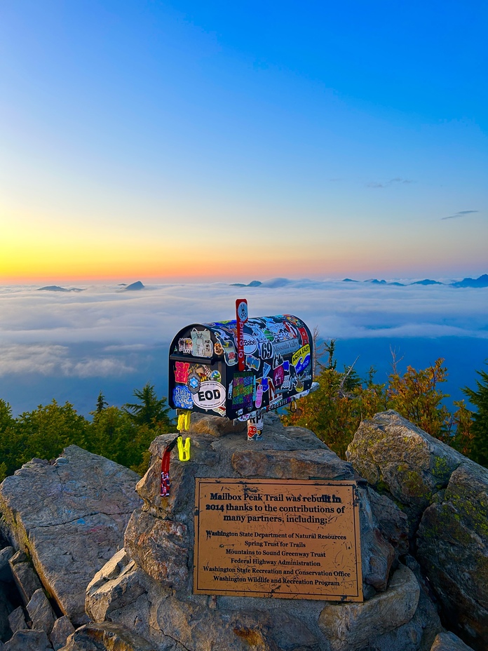 Sunset on the Summit, Mount Si