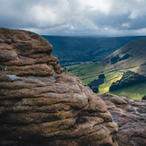 Broadlee-Bank Tor from Ringing Roger, Kinder Scout