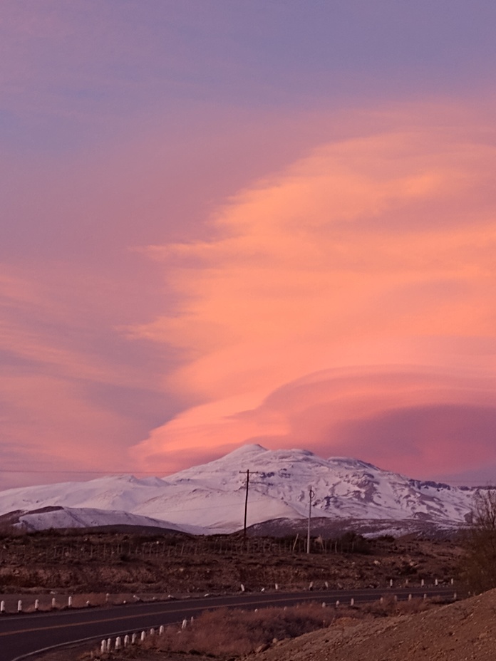 Atardecer Tromen desde La Salada , Chos Malal 