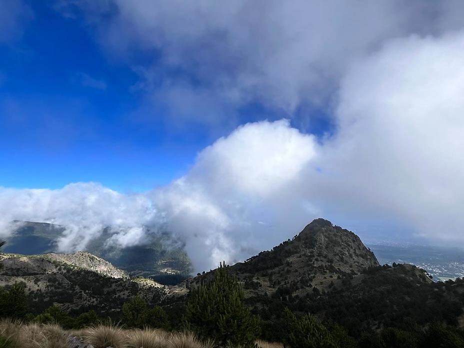 Pico del águila o. Clouds, Ajusco