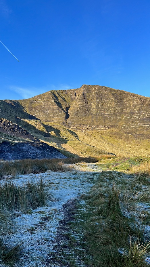 Cold day at the foot of Mam Tor