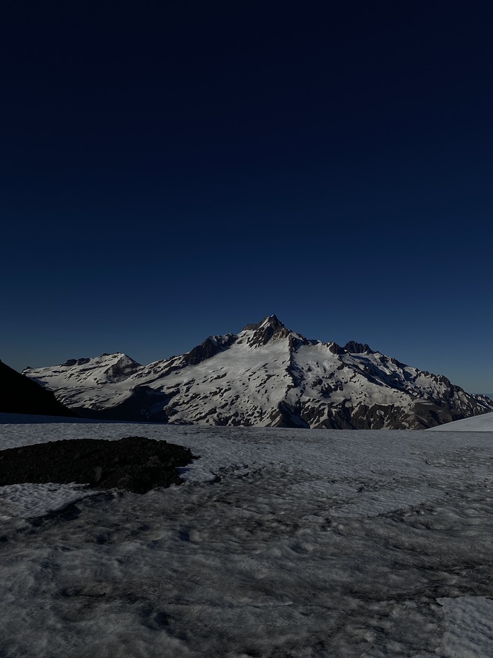 Sierra Velluda, Antuco Volcano