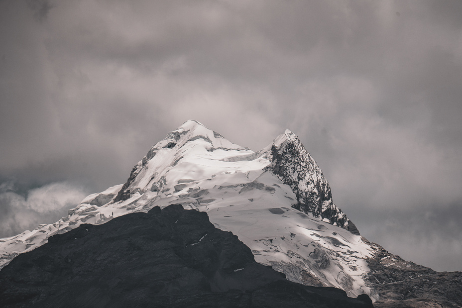 Nevado Vallunaraju  