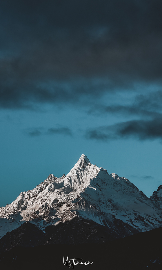 梅里雪山, Kawagebo or Kawagarbo (卡瓦格博)