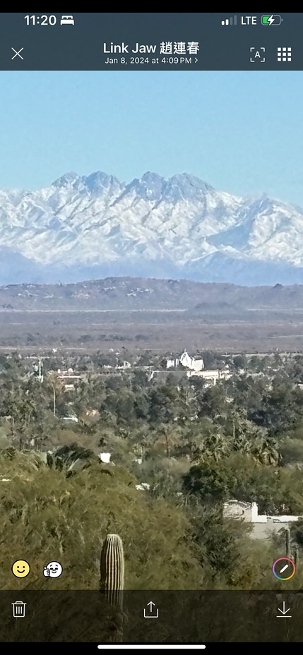 Why no snow on the tip of four peaks?