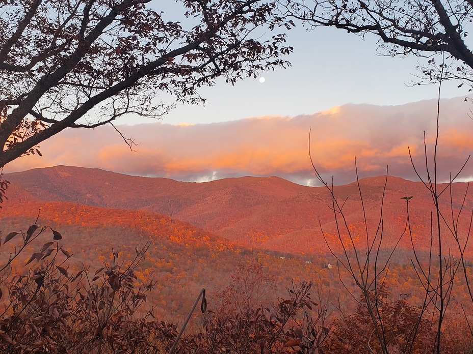 Mount Mitchell from Big Ridge in October, Mount Mitchell (North Carolina)