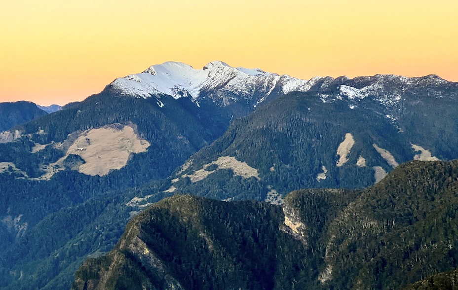 Xueshan (雪山) with snow on top