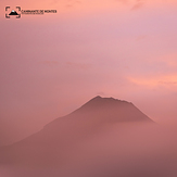 Tungurahua entre la neblina