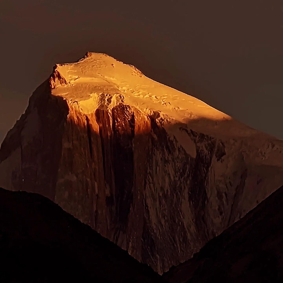 Golden peak, Spantik Peak