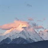 粉云雪山, Kawagebo or Kawagarbo (卡瓦格博)