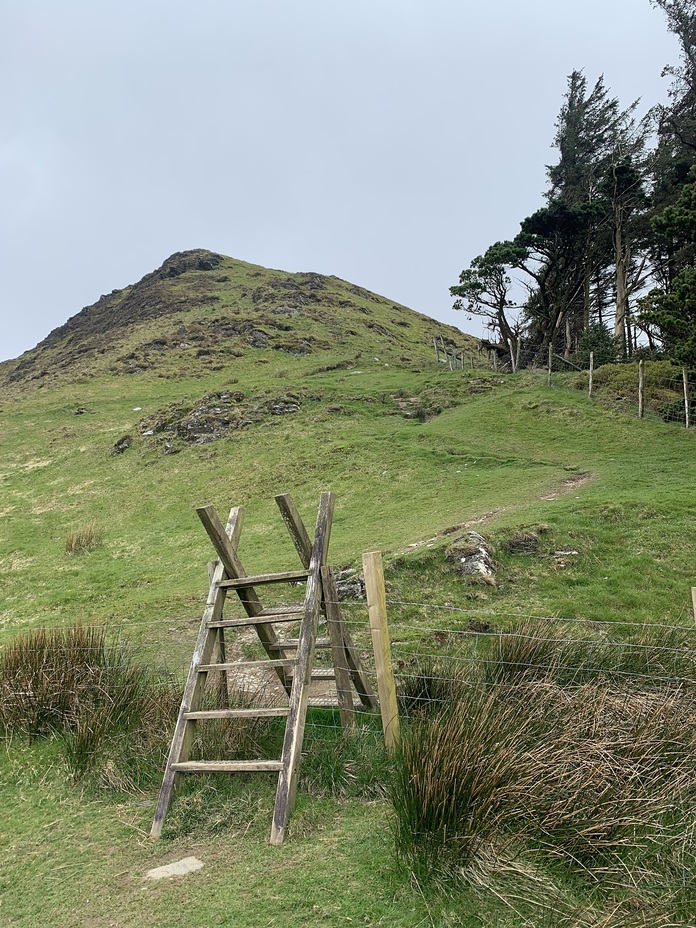 Approach to Foel Rudd, Foel Rhudd