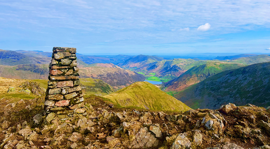 Red Screes summit cairn
